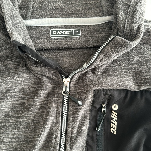Hi-Tec Hooded Lightweight Fleece Zip-Up - Picture 2 of 7
